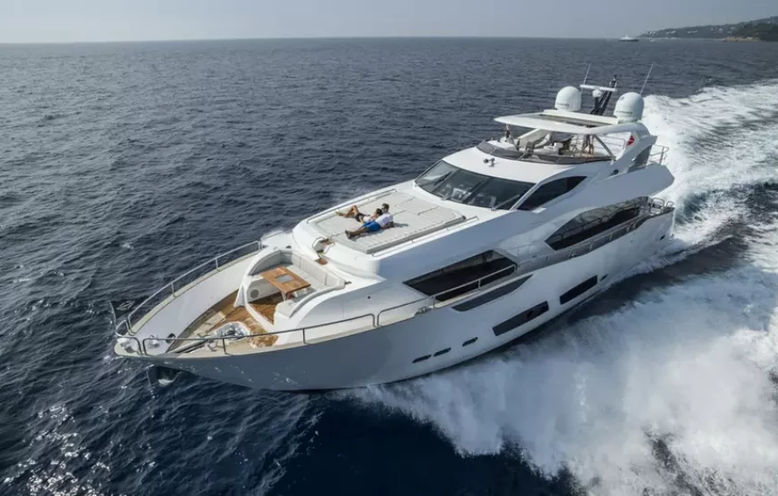 Enjoy a cruise of up to four hours on a 42-, 60-, or 85-foot yacht